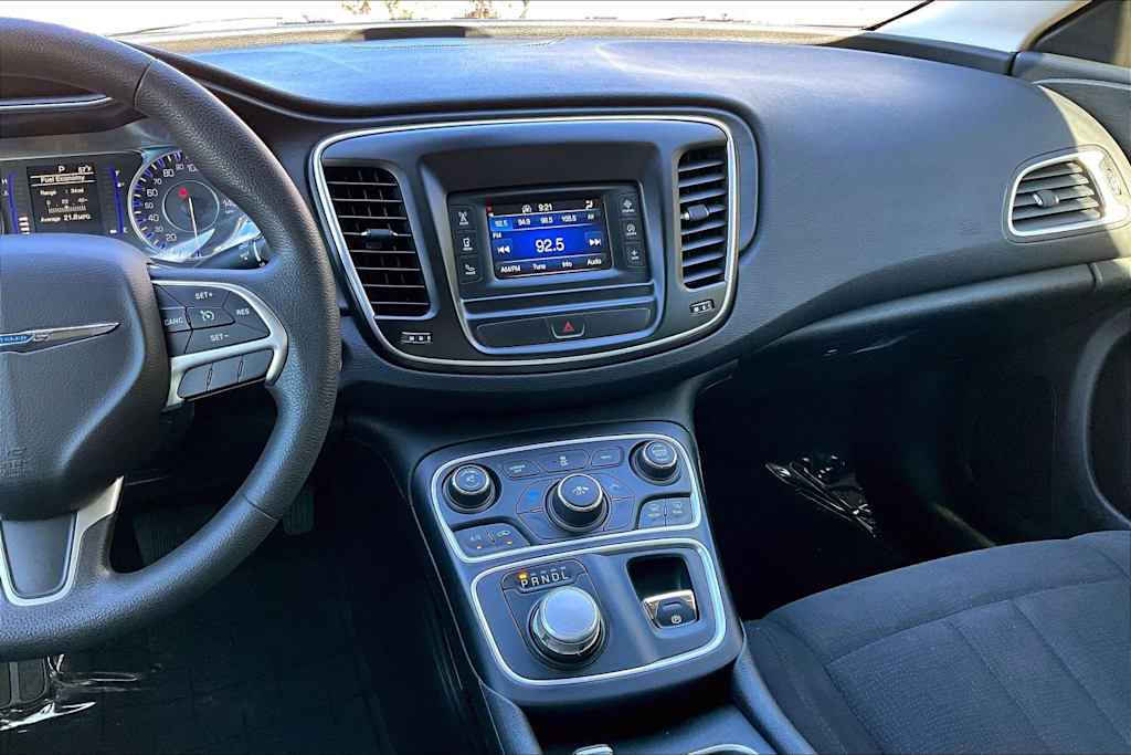 Thumbnail: 2016 Chrysler 200 - 15