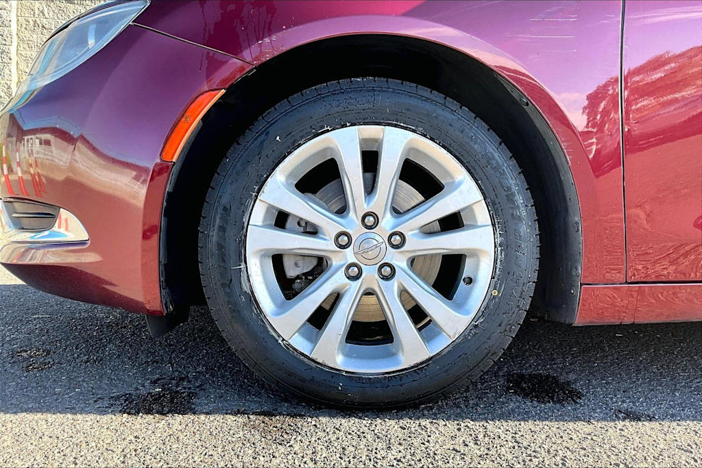 Thumbnail: 2016 Chrysler 200 - 8