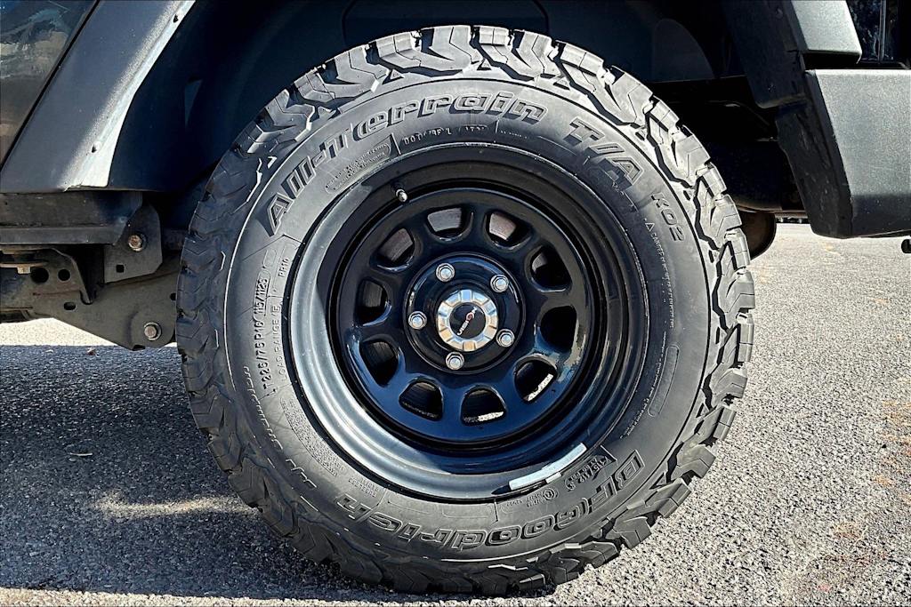 Thumbnail: 2015 Jeep Wrangler - 35