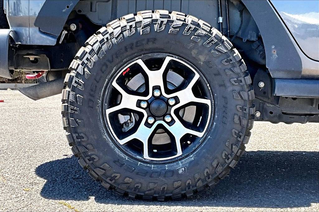 Thumbnail: 2020 Jeep Wrangler - 36