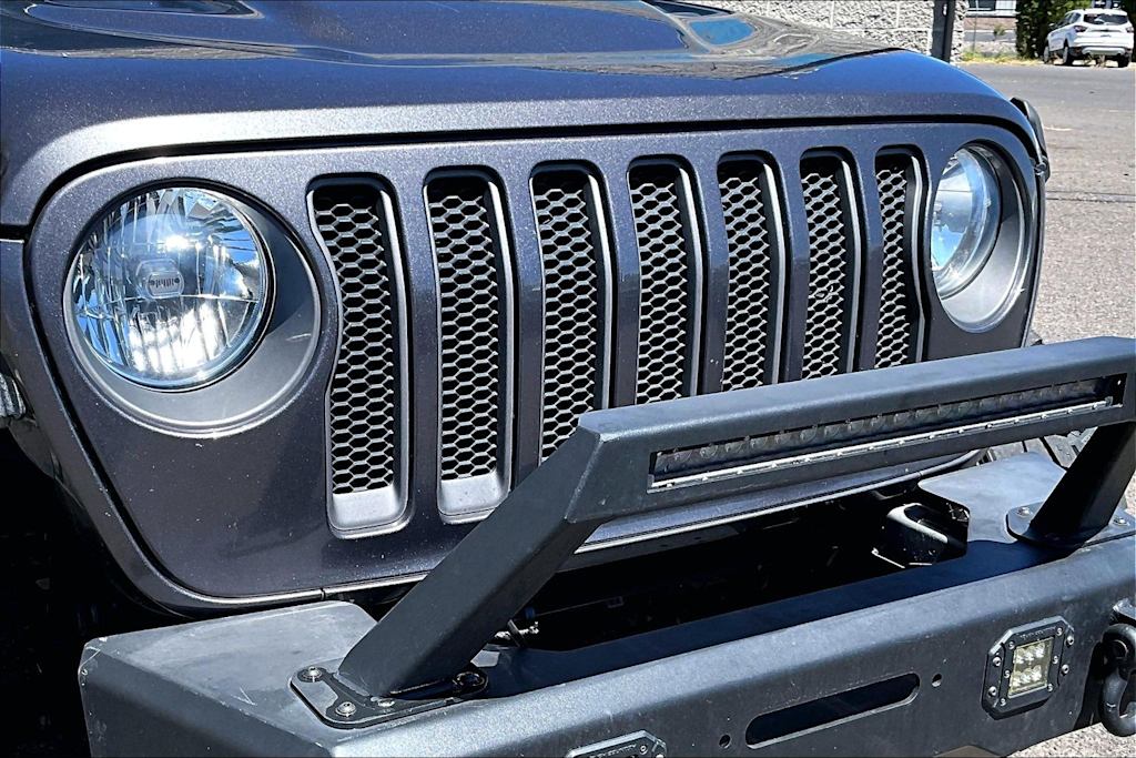 Thumbnail: 2020 Jeep Wrangler - 33