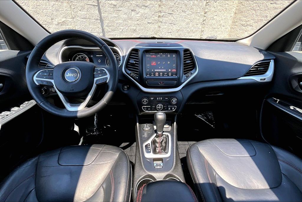 Thumbnail: 2016 Jeep Cherokee - 10