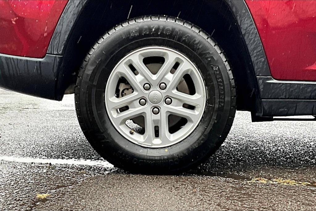 Thumbnail: 2023 Jeep Grand Cherokee - 36