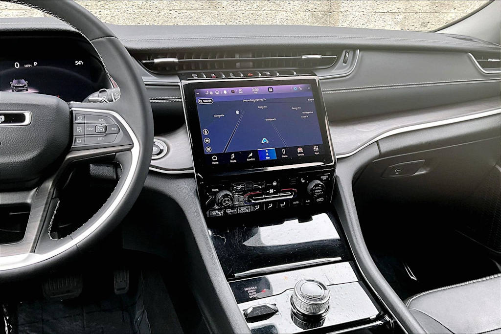 Thumbnail: 2023 Jeep Grand Cherokee - 15
