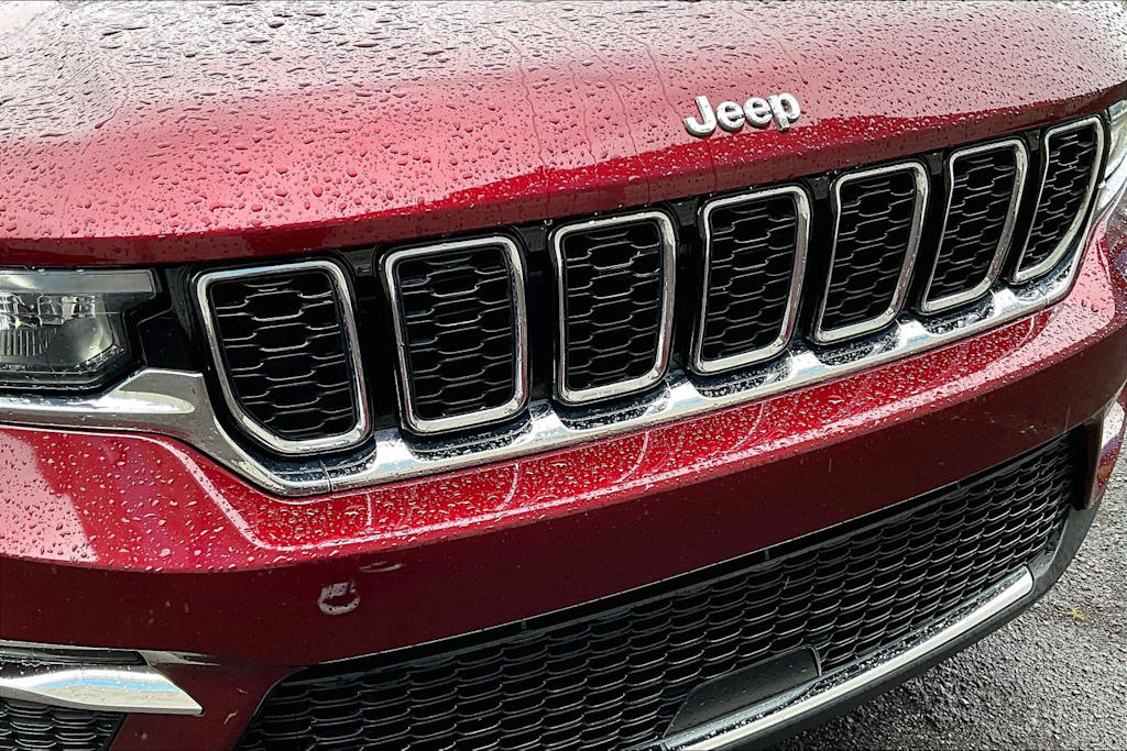 Thumbnail: 2023 Jeep Grand Cherokee - 33
