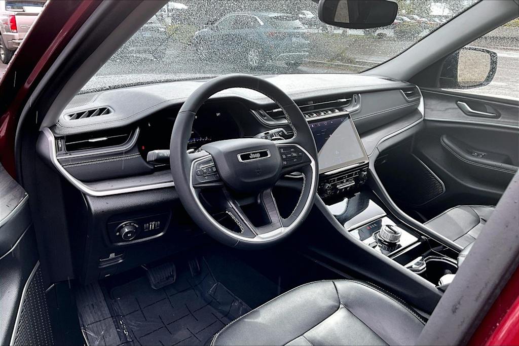Thumbnail: 2023 Jeep Grand Cherokee - 2