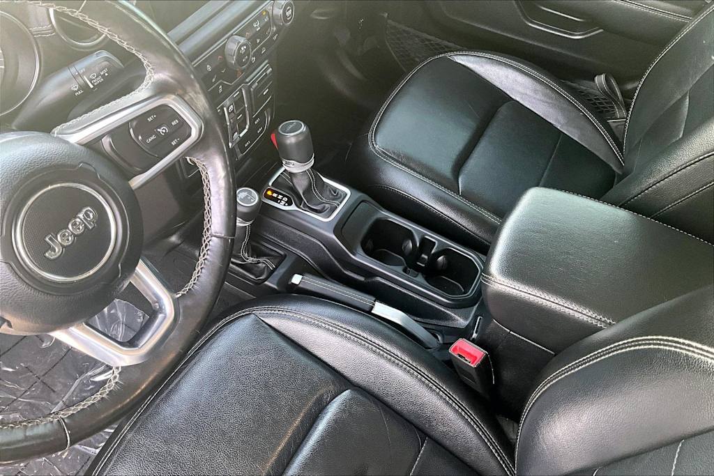Thumbnail: 2020 Jeep Gladiator - 16