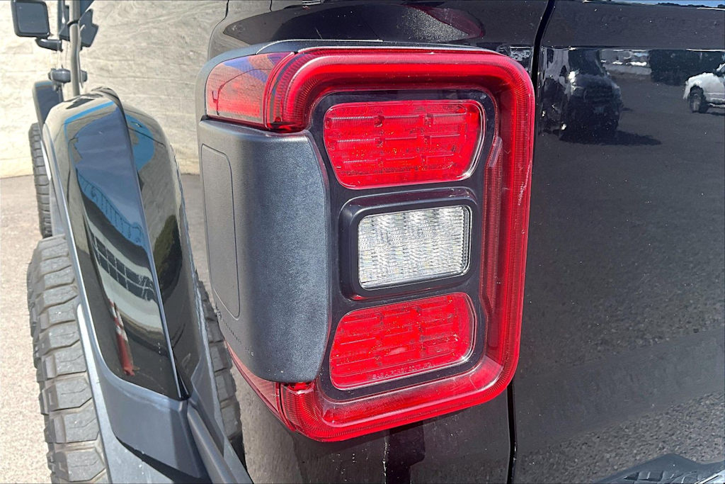 Thumbnail: 2020 Jeep Gladiator - 32