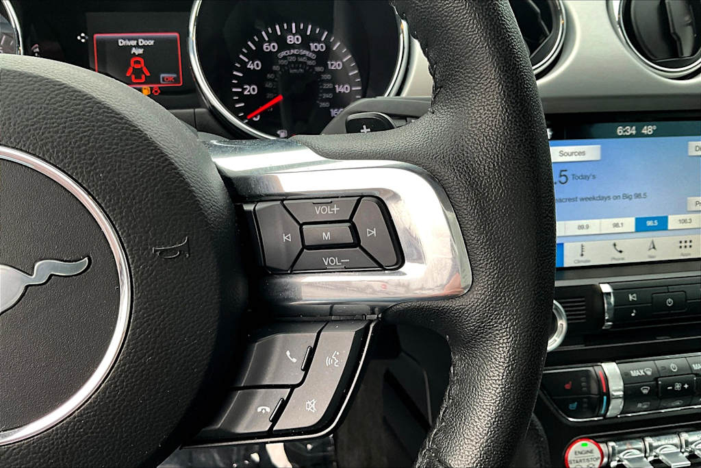 2016 Ford Mustang GT Premium 23