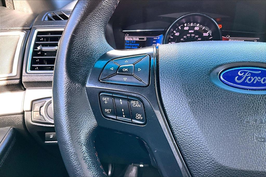 Thumbnail: 2017 Ford Explorer - 25
