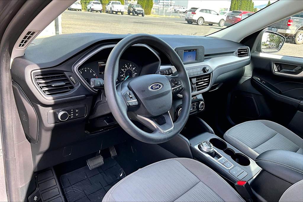 Thumbnail: 2022 Ford Escape - 2