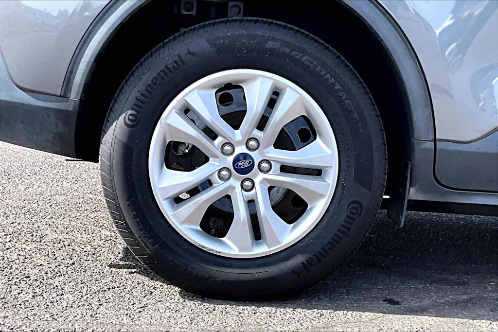 Thumbnail: 2022 Ford Escape - 36