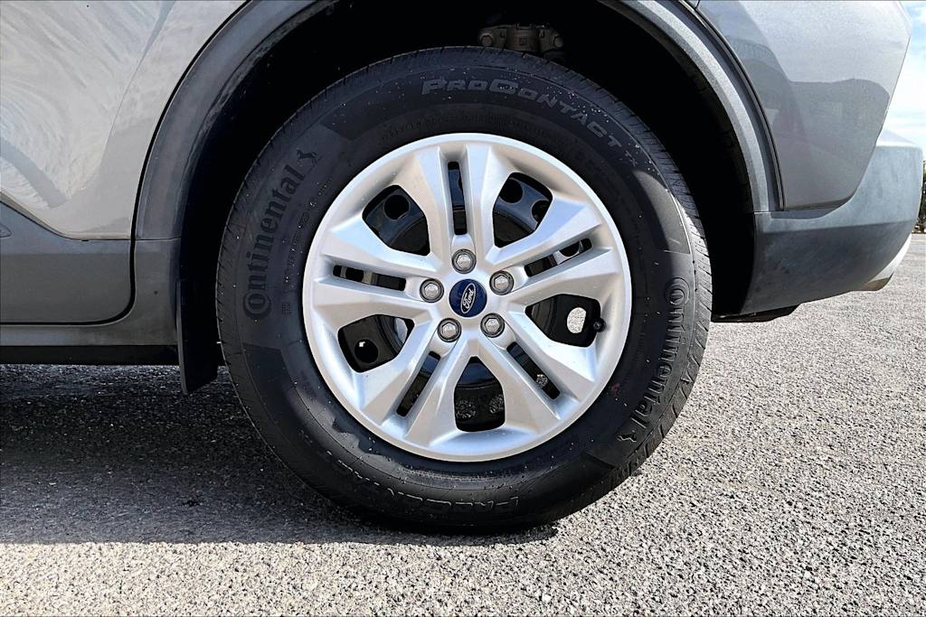 Thumbnail: 2022 Ford Escape - 35