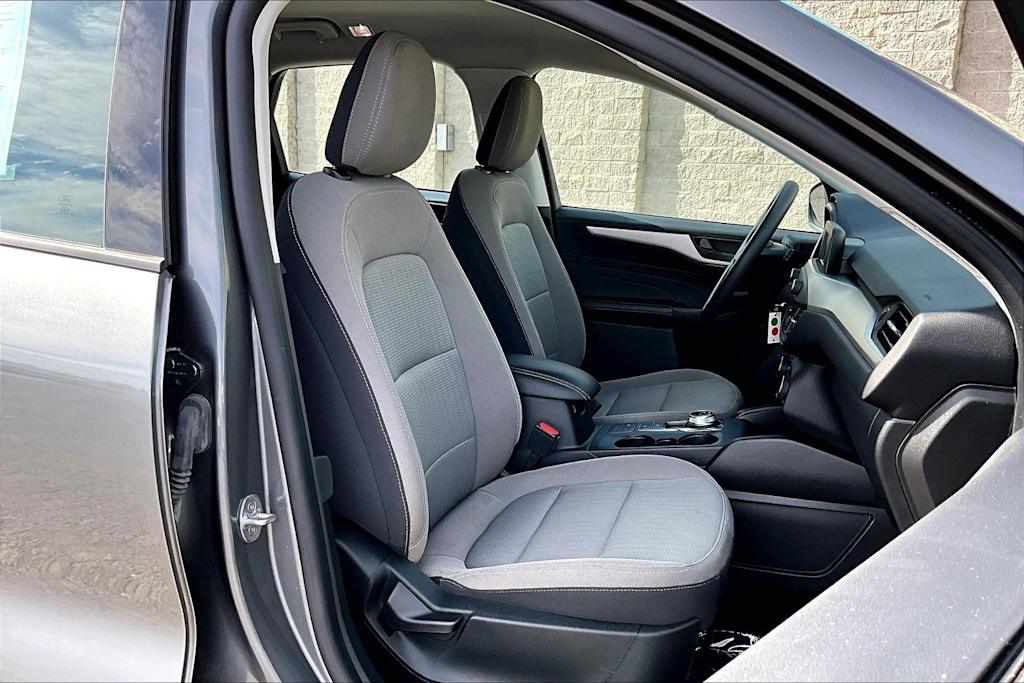 Thumbnail: 2022 Ford Escape - 12