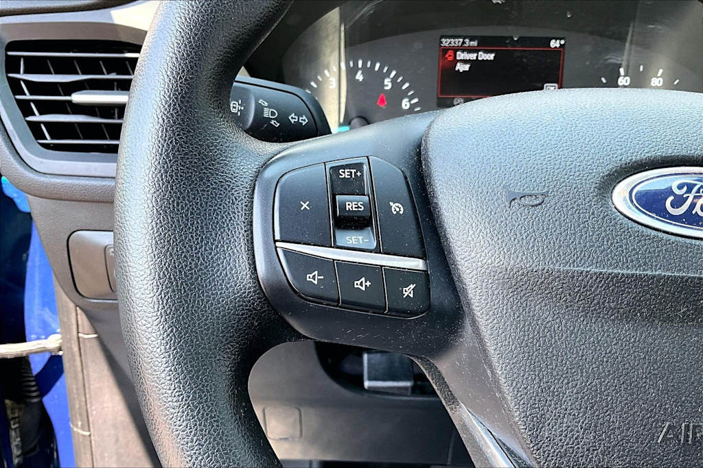 Thumbnail: 2022 Ford Escape - 25