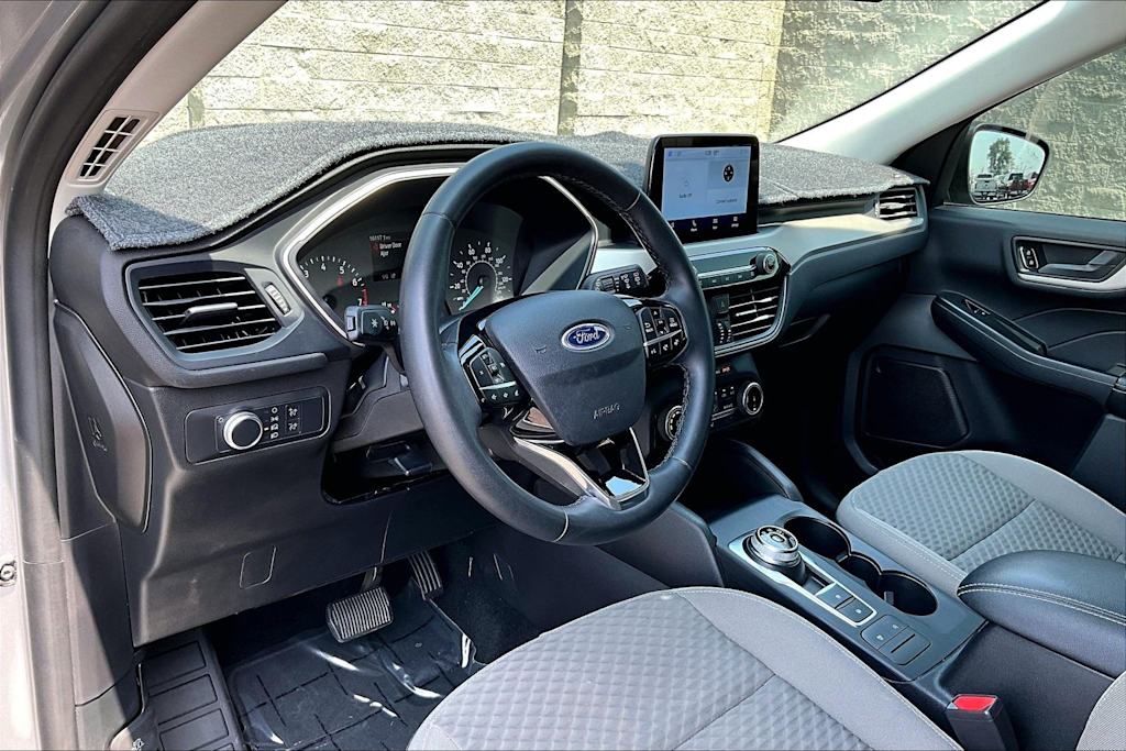 Thumbnail: 2022 Ford Escape - 2