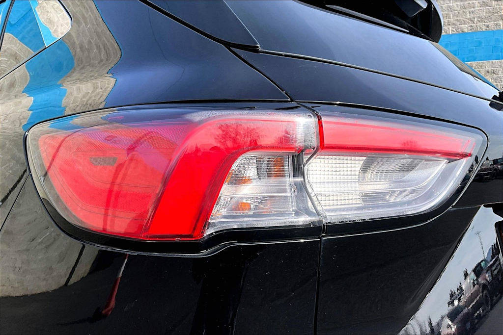 Thumbnail: 2020 Ford Escape - 32