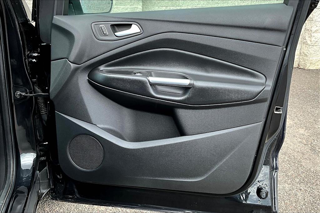 2013 Ford Escape SEL 29