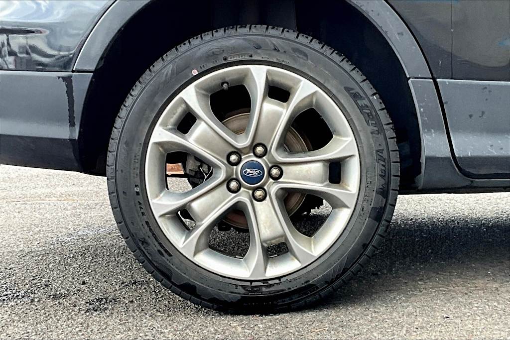 2013 Ford Escape SEL 36