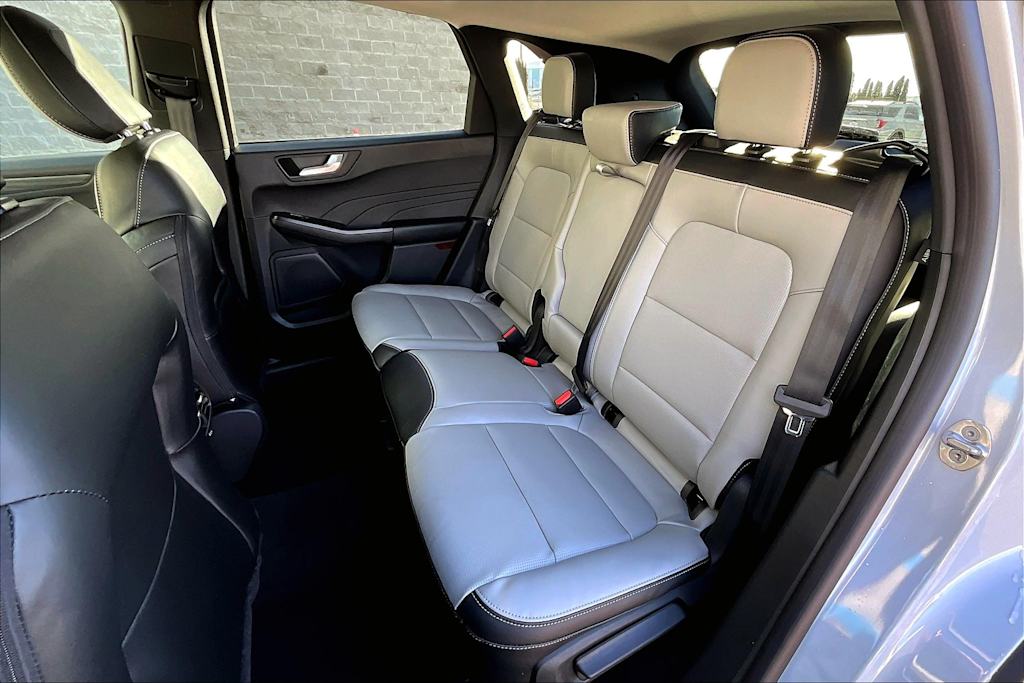 2025 Ford Escape Platinum 13