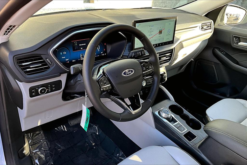 2025 Ford Escape Platinum 2