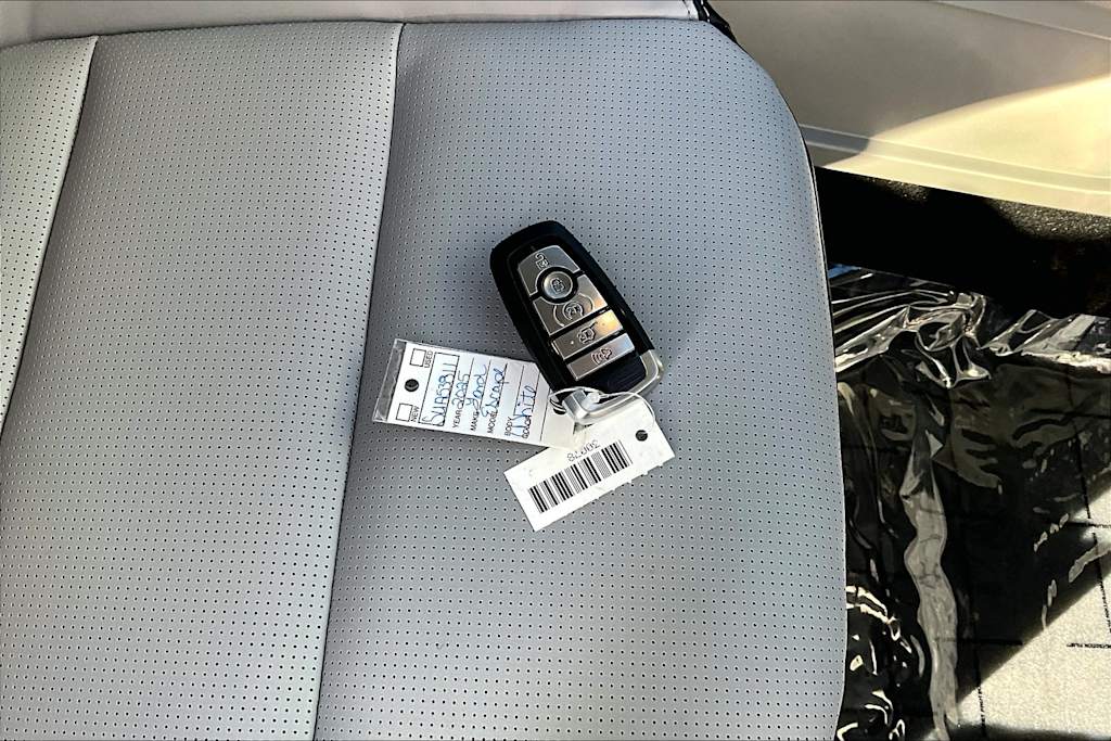 2025 Ford Escape Platinum 19