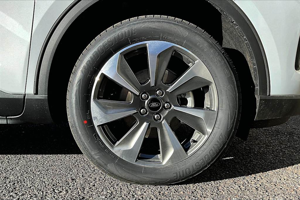 2025 Ford Escape Platinum 8