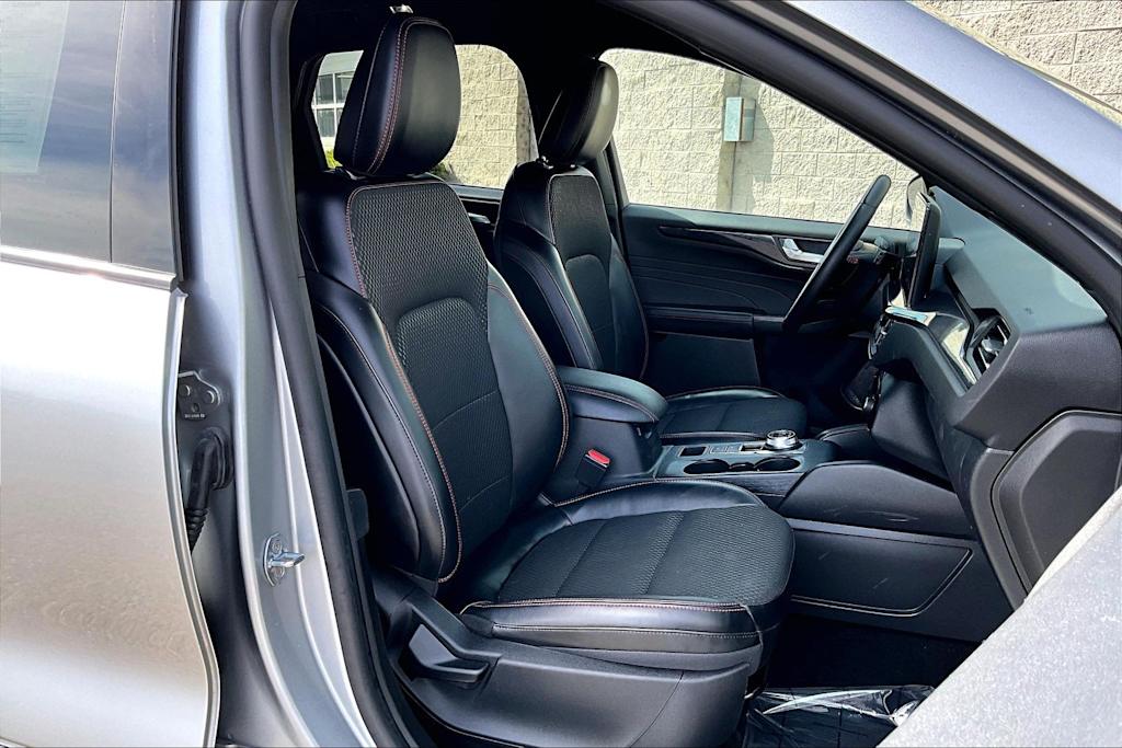 Thumbnail: 2024 Ford Escape - 12