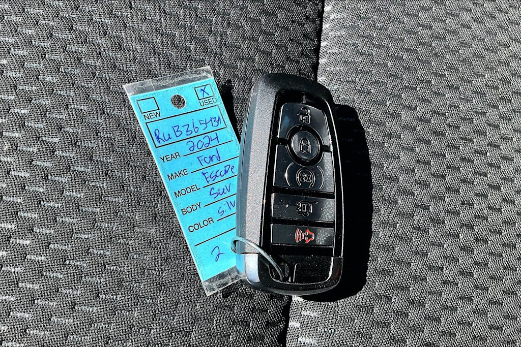 Thumbnail: 2024 Ford Escape - 20