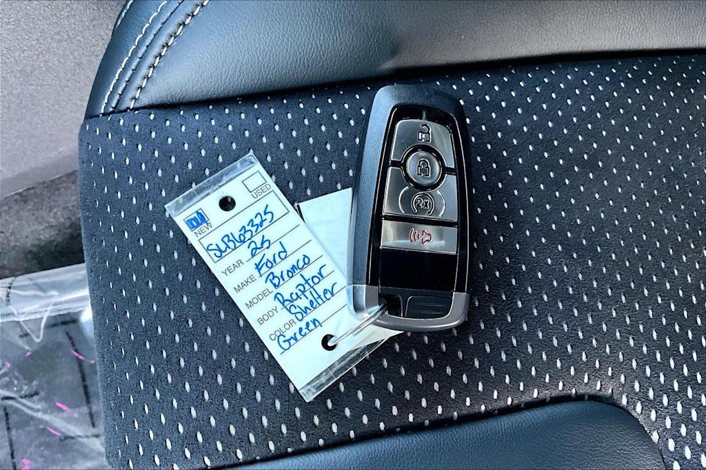 Thumbnail: 2025 Ford Bronco - 17