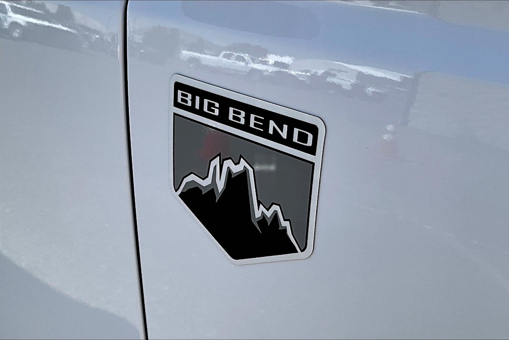 Thumbnail: 2025 Ford Bronco - 6