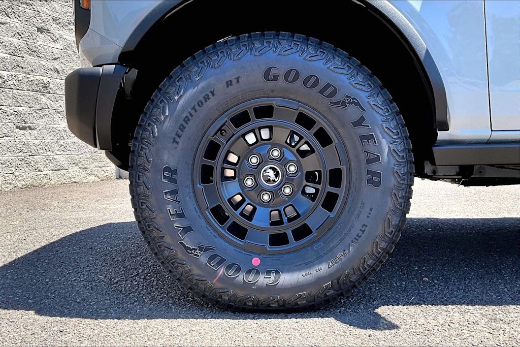 Thumbnail: 2026 Ford Bronco - 7