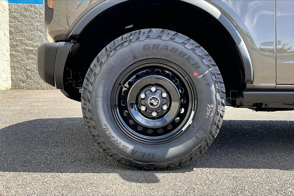 Thumbnail: 2026 Ford Bronco - 8