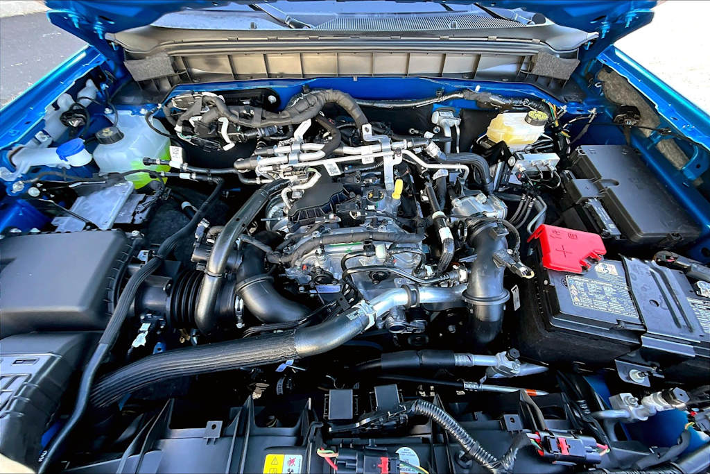 Thumbnail: 2025 Ford Bronco - 8