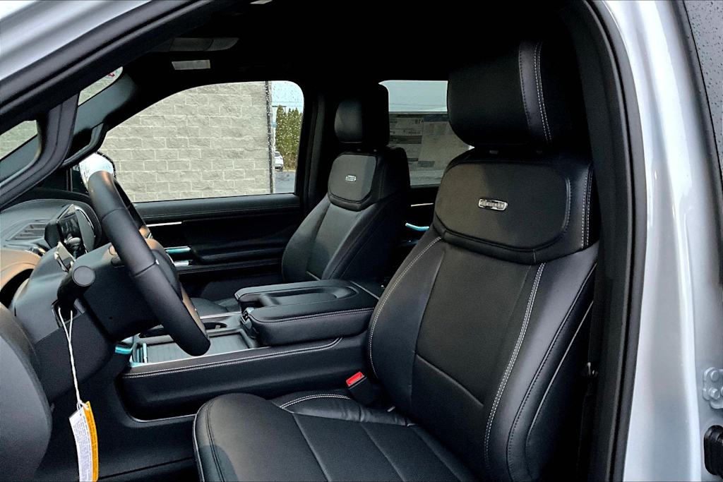 Thumbnail: 2025 Ford Expedition MAX - 10