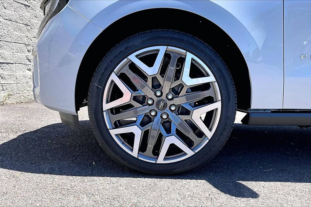 Thumbnail: 2026 Ford Expedition MAX - 8