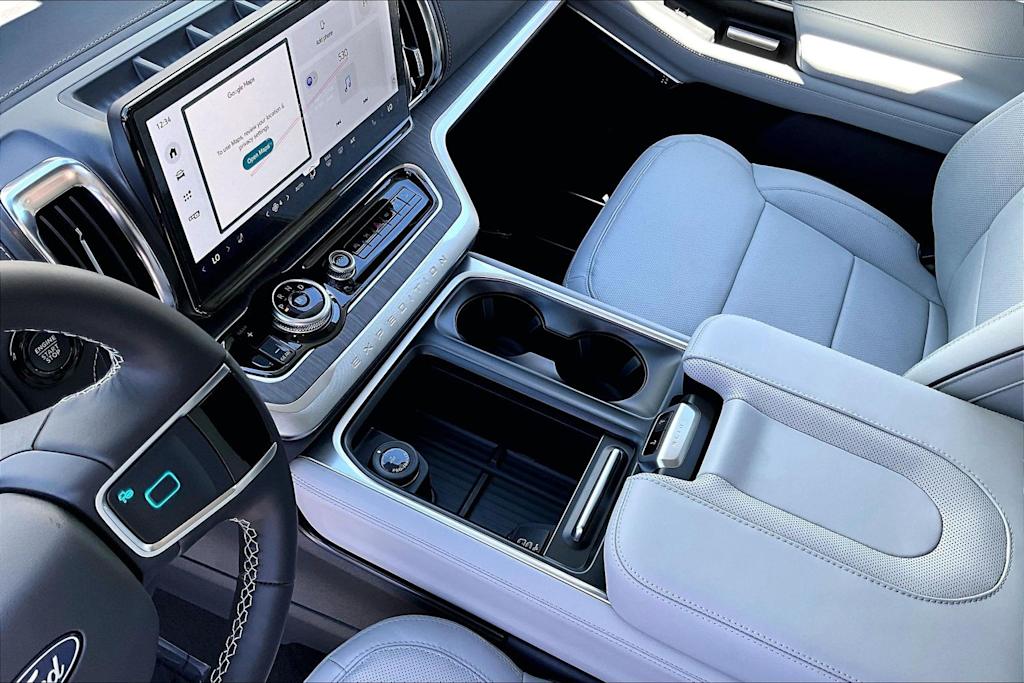 Thumbnail: 2026 Ford Expedition MAX - 20