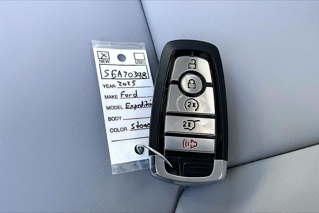 Thumbnail: 2025 Ford Expedition - 19