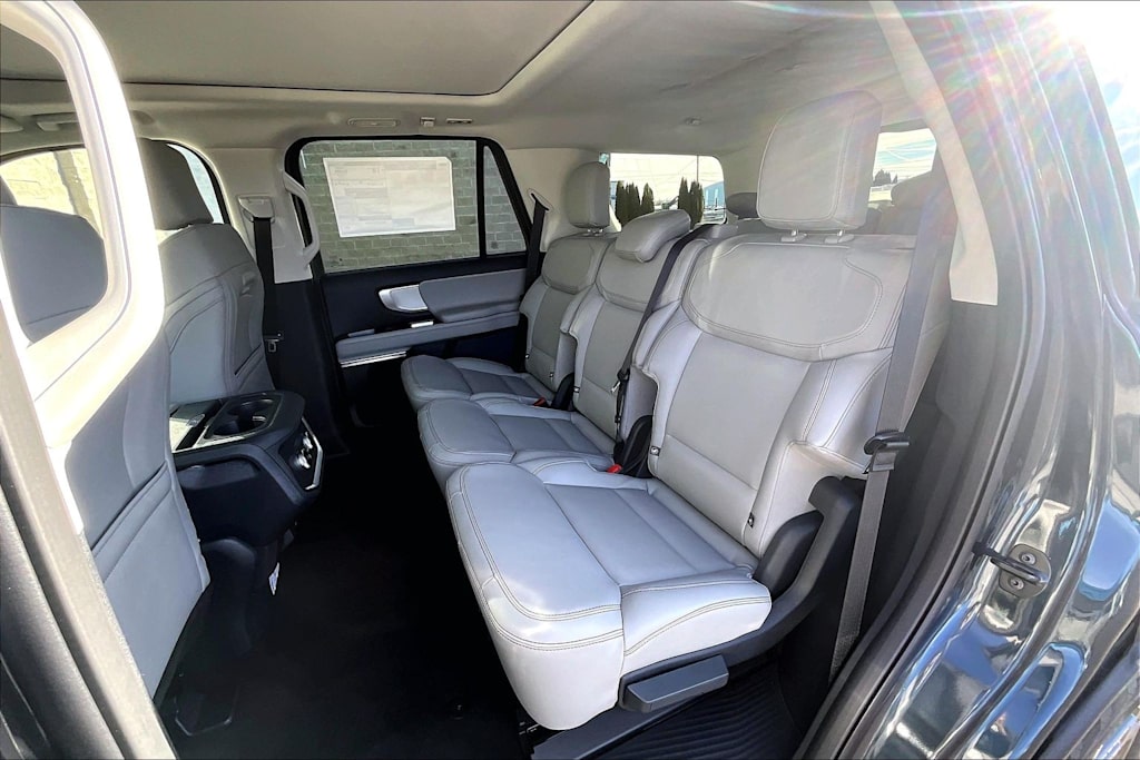 Thumbnail: 2025 Ford Expedition - 13