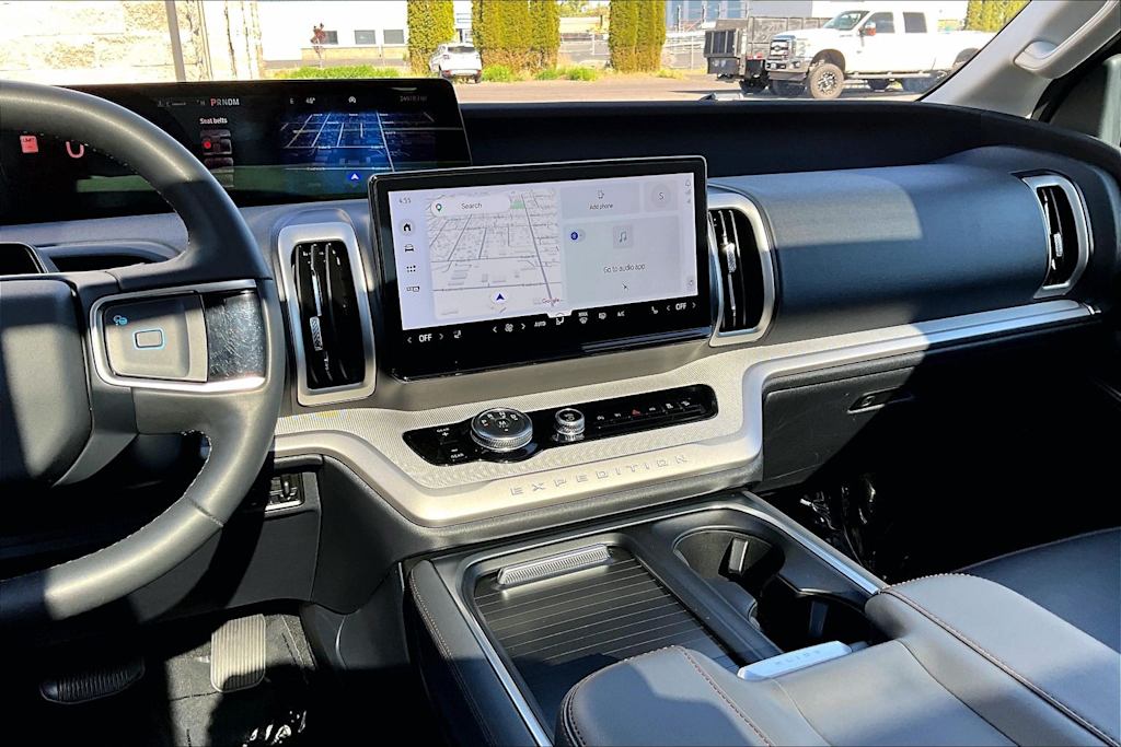 Thumbnail: 2025 Ford Expedition - 15
