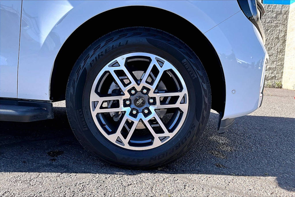 Thumbnail: 2025 Ford Expedition - 33