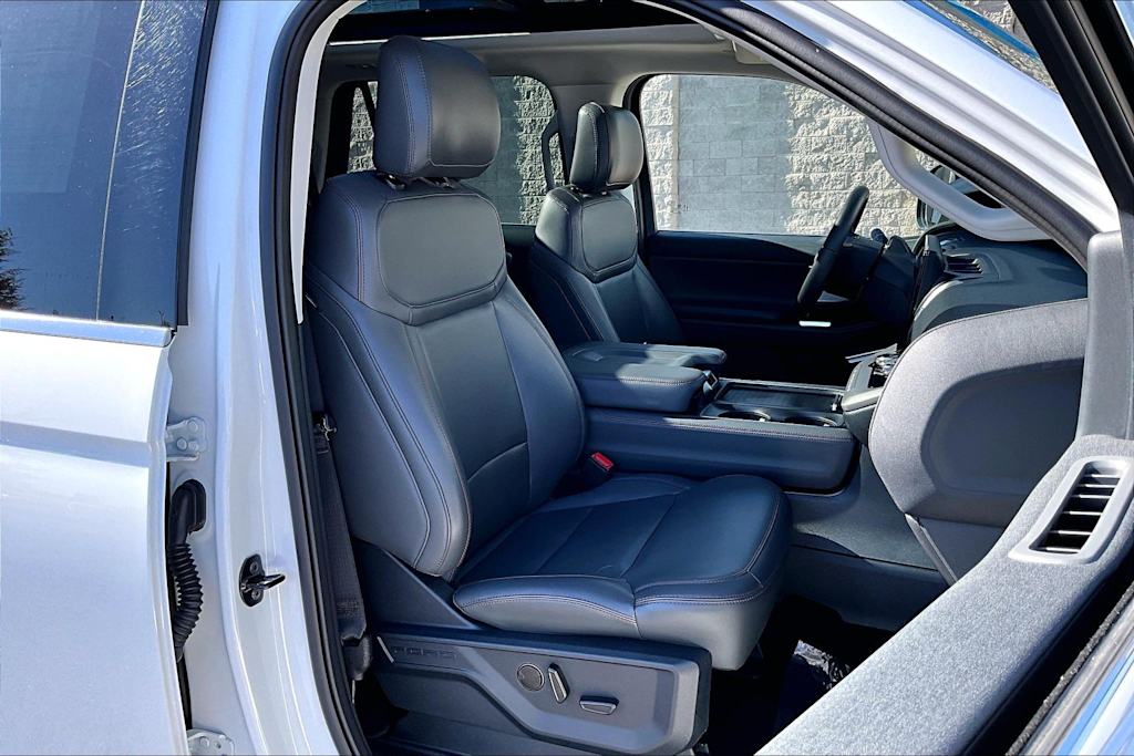 Thumbnail: 2025 Ford Expedition - 19