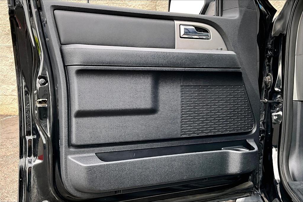 Thumbnail: 2016 Ford Expedition - 27