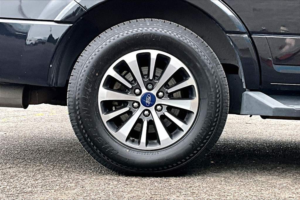 Thumbnail: 2016 Ford Expedition - 36