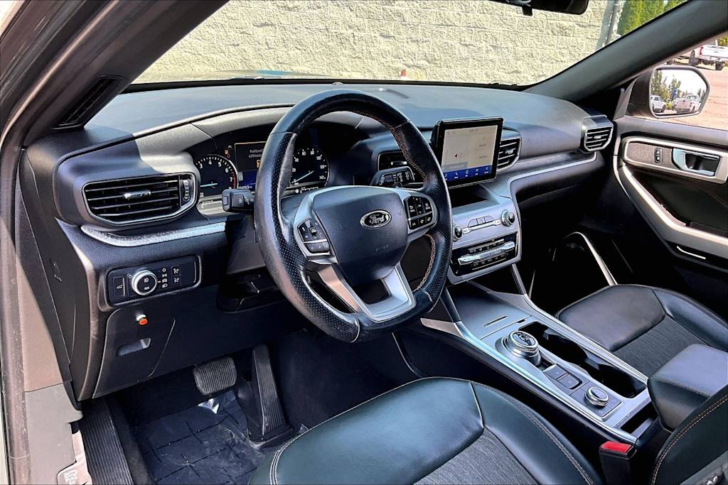 Thumbnail: 2022 Ford Explorer - 2