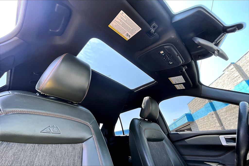 Thumbnail: 2022 Ford Explorer - 30