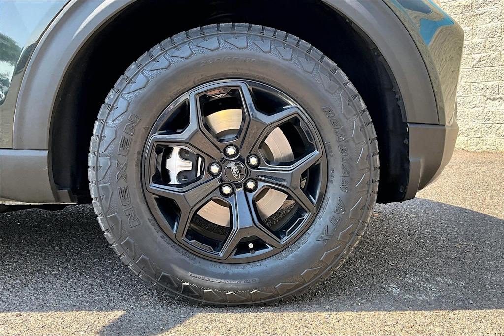 Thumbnail: 2022 Ford Explorer - 34