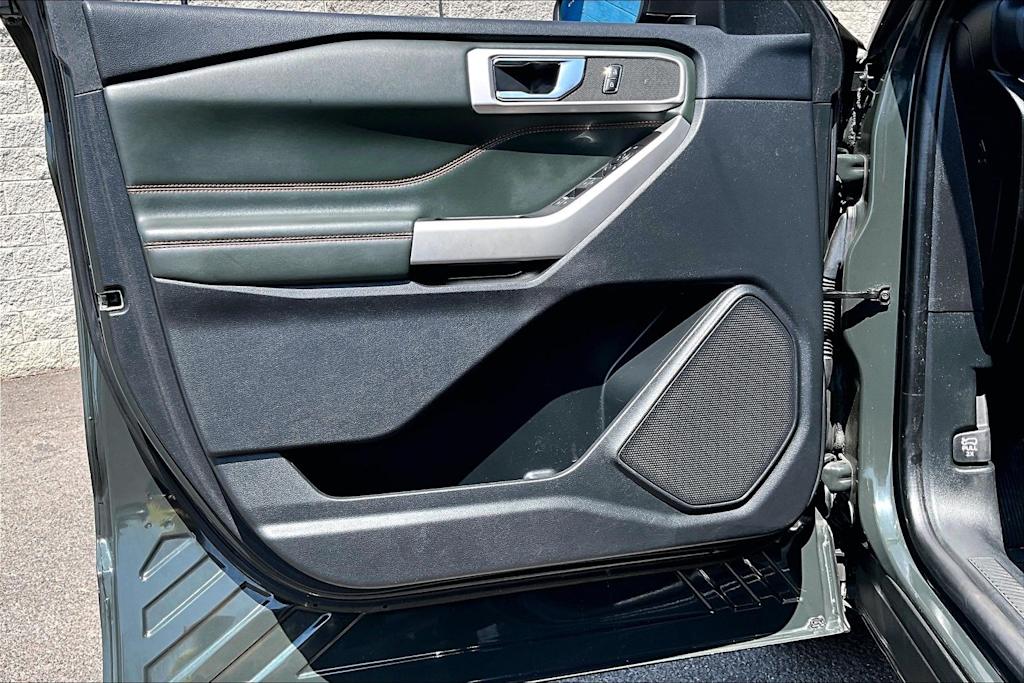 Thumbnail: 2022 Ford Explorer - 27