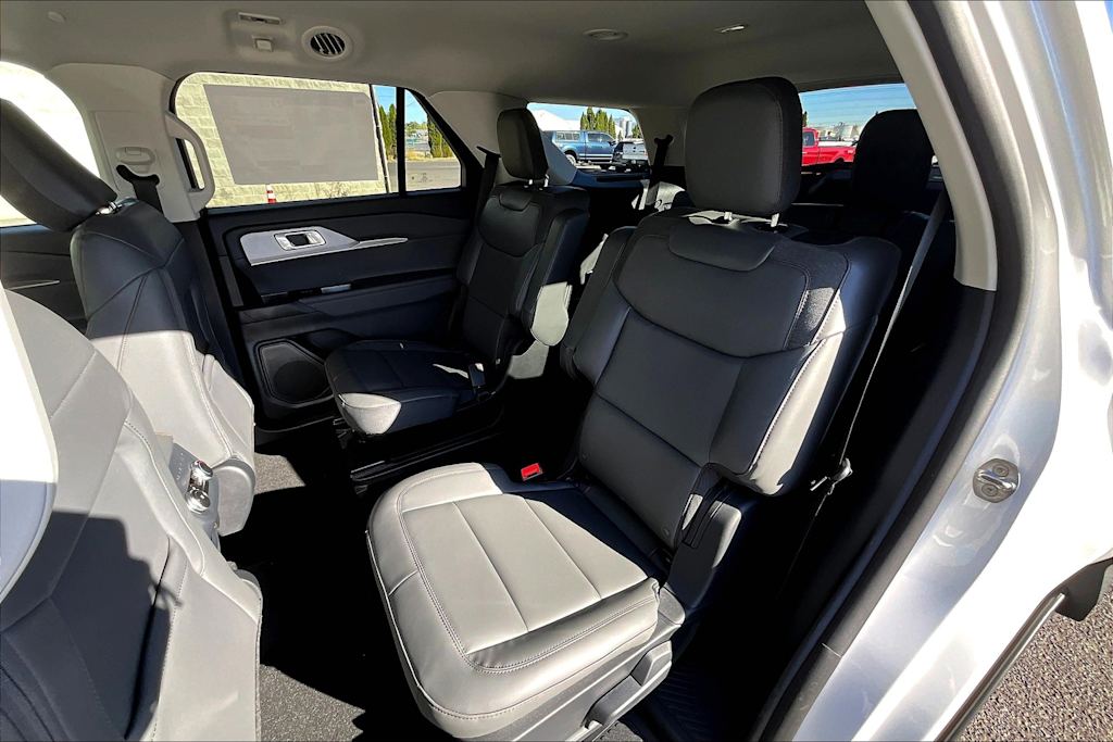 Thumbnail: 2025 Ford Explorer - 13