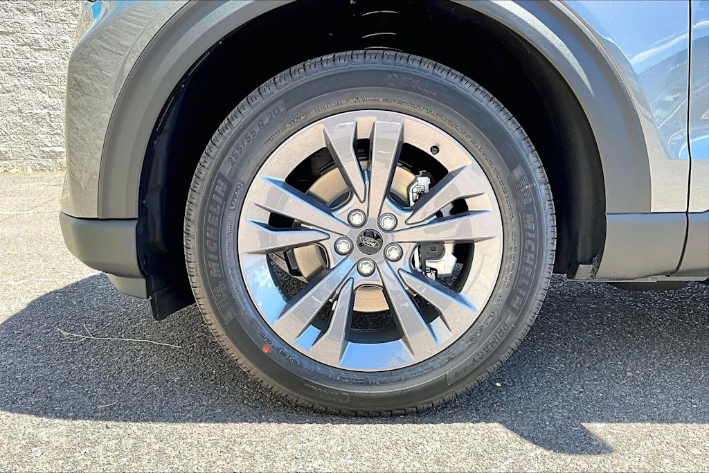 Thumbnail: 2026 Ford Explorer - 8